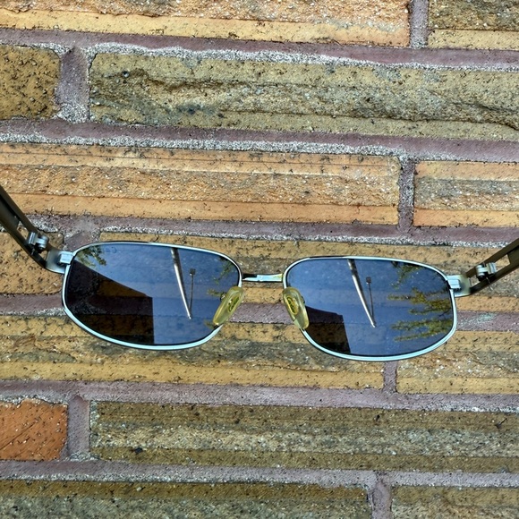 Cartier Chrome Grey Sunglasses - Picture 5 of 8